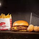 CHEDDAR + FRITAS + MINI CHURROS