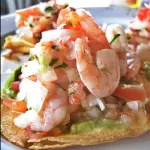 TOSTADA CEVICHE DE CAMARON