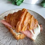 Jamon y Queso Croissant