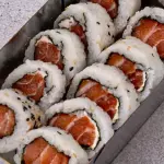Uramaki Salmão 8 unidades