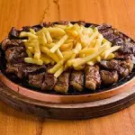 PORÇÃO DE PICANHA COM BATATA FRITA