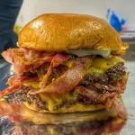 TRIPLO CHEESE BACON