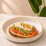 Tostada Salmón Serrano