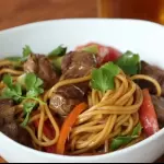 Tallarín Saltado con lomo de res 🐮
