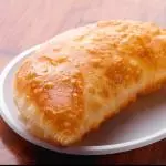 Empanada champiñón queso