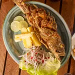 PESCADO ENTERO FRITO DEL DIA