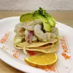 TOSTADA AGUACHILE DE CAMARÓN CRUDO