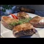 045 - FILÉ  DE GADO AO MOLHO MADEIRA