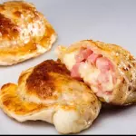 Empanada de Jamon y Queso