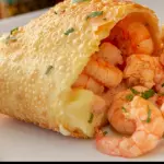 PASTELZINHO DE CAMARÃO
