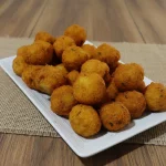 10un Bolinho de Bacalhau