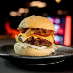 Hamburguer Black Bull