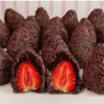 COXINHA DE MORANGO