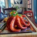 Pulpo adobado al pastor
