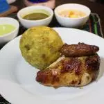 1/4  de Pollo con Tacacho