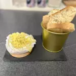 Camembert fondu au miel