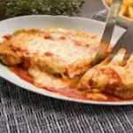 PARMEGIANA FILÉ FRANGO