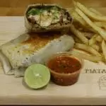 BURRITO DE POLLO O BISTEC DE CERDO