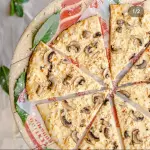 pizza de pollo con campiñones