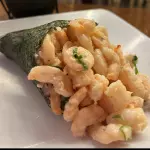 Temaki de camarão frito