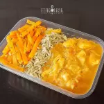 *Cubinhos de frango ao curry c/...