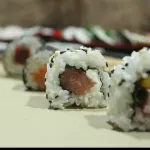 Unid. Uramaki Salmão Filadélfia