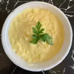 Porção de purê de Batatas
