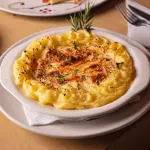 Camarones al graten