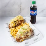 2 PEPIPERROS CON MAÍZ Y AGUACATE