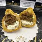 COXINHA CARNE SECA C/ CREAM CHEESE