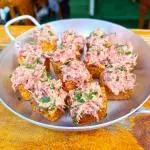 Dadinho de Tapioca com Carne seca cremosa