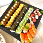 50 peças+2 temaki kani