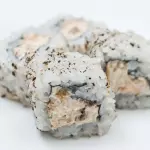 uramake de salmao grelhado