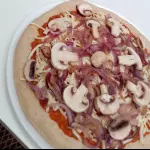 Pizza cebolla y champi