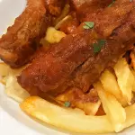 Costillas de Cerdo Fritas o BBQ