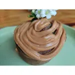 Bolo de banana com doce de leite