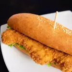 SANDUCHE DE POLLO APANADO