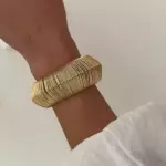 Pulsera ranurada dorada