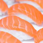 Sushi de salmão