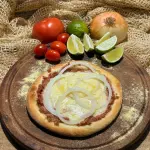 Calabresa com Mussarela e Cebola