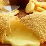 Pastel queijo 25cm