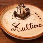 Brownie con helado