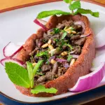 KIBBE CON LOMITO