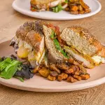 Sandwich de Milanesa de Pollo*