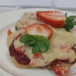 Bolo bombom gelado de morango