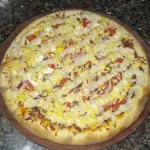 Pizza M 8 fatias 14