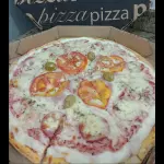PIZZA 35CM + REFRI 2L
