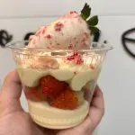Copo Morango Cravejado