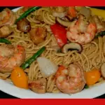 Chow mein camaron