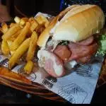 X CALABRESA   🍔